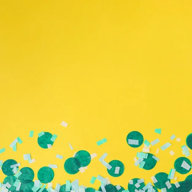 一群朋友在轻松讨论体彩排列三